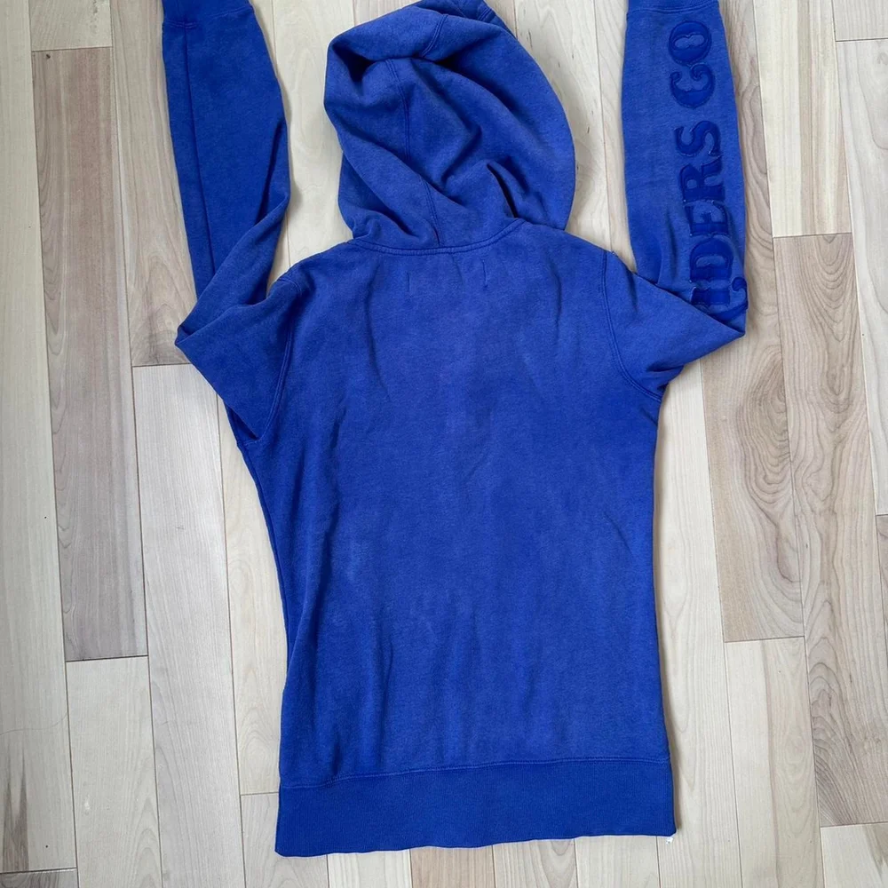 Fox Racing Y2K Zip-Up Hoodie – Vintage Slim Fit
Super cool slim-f - Picture 8 of 8